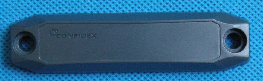 NFC-953 UHF抗 金 属 标 签